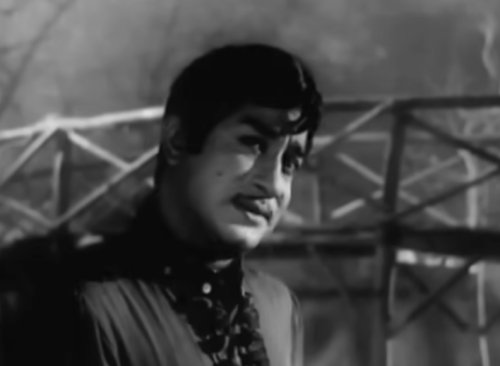 ammaadi ponnukku thanga manasu (sad) - Raman Ethanai Ramanadi (1970)