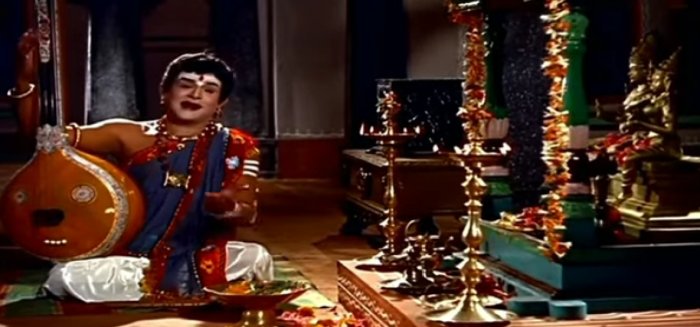 illadhathondrillai - Thiruvilaiyadal (1965)